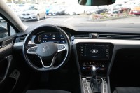 VW Passat Variant 1.5 TSI Elegance