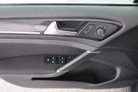 VW Golf VII Variant 2.0 TDI DSG R-Line