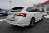 Skoda Octavia Combi 2.0 TDI DSG Clever
