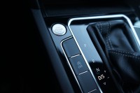 VW Passat Variant 2.0 TSI DSG R-Line