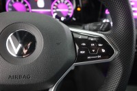 VW Golf VIII 1.5 TSI R-Line