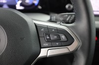 VW Golf VIII 1.5 eTSI DSG Life