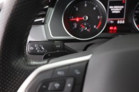 VW Passat Variant 2.0 TDI DSG 2x R-Line 4Matic