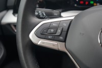 VW Golf VIII Variant 1.5 eTSI DSG