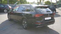 VW Golf VIII Variant 1.5 eTSI Goal DSG