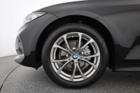 BMW 318 i Touring Aut.