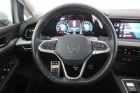VW Golf VIII Variant 1.5 eTSI DSG