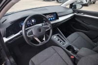 VW Golf VIII Variant 1.5 eTSI DSG Life