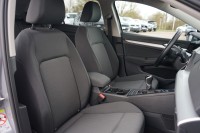 VW Golf VIII Variant 1.0 TSI