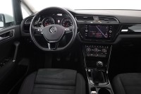 VW Touran 1.5 TSI R-Line