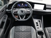 VW Golf VIII Variant 2.0 TDI R-Line