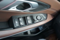 BMW 330 330e Advantage