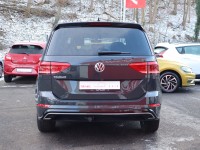 VW Touran 1.5 TSI DSG R-Line