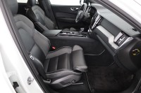 Volvo XC 60 T4 R Design