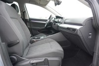 VW Golf VIII Variant 2.0 TDI Life DSG