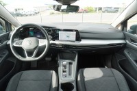 VW Golf VIII Variant 1.5 eTSI DSG