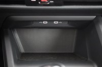 VW Golf VIII 1.0 TSI