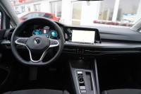 VW Golf VIII 1.4 eTSI DSG