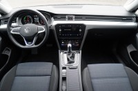 VW Passat Variant GTE