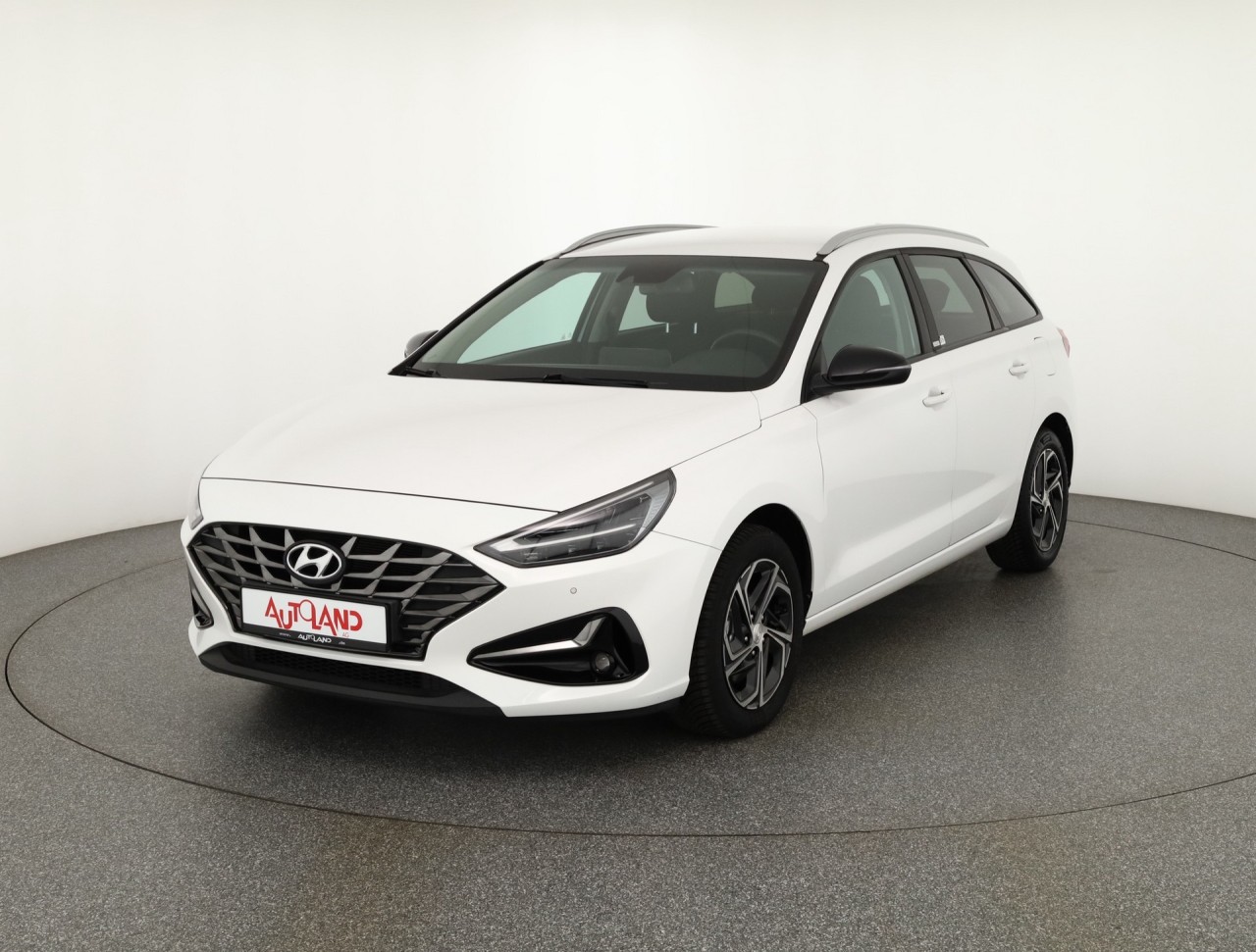 Hyundai i30 cw 1.6 CRDi DCT Intro Edition