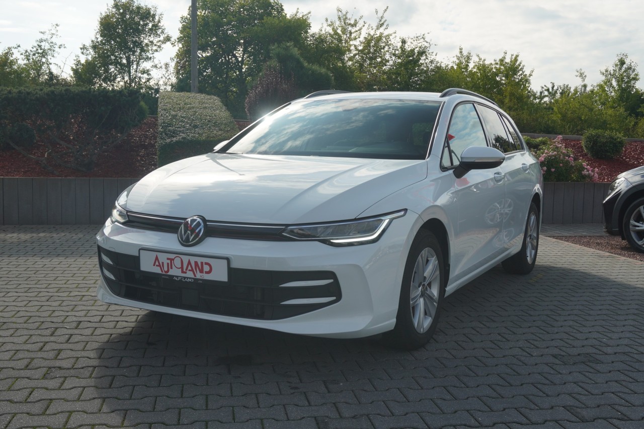 VW Golf VIII Variant 1.5 TSI Life