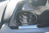 VW Golf VIII Variant 2.0 TSI DSG R-Line