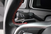 VW Golf VII 2.0 TSI DSG GTI TCR