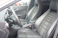 Mercedes-Benz CLA 180 Score