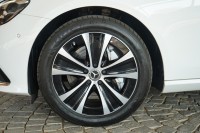 Mercedes-Benz E 300 E300 e T Avantgarde