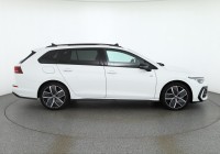 VW Golf VIII Variant 2.0 TDI R-Line DSG