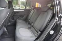 BMW 218 i Advantage Aut.