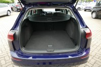VW Golf VIII Variant 1.0 Life