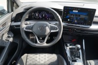 VW Golf VIII Variant 1.5 TSI R-Line