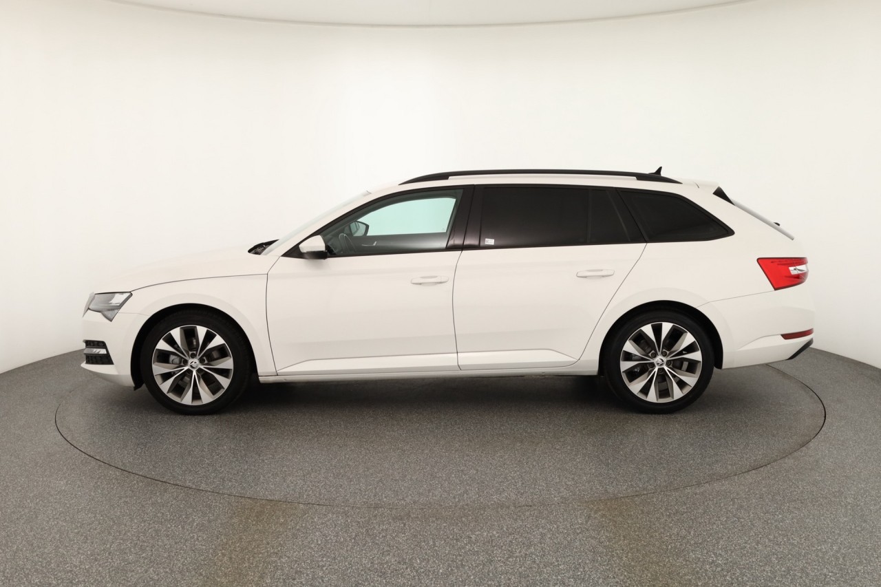 Skoda Superb Combi 2.0 TDI DSG