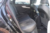 Audi A4 Avant 40 2.0 TDI S line