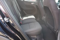 Volvo XC 40 T3 2WD Momentum Pro