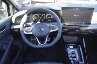 VW Golf VIII Variant 1.5 eTSI R-Line DSG