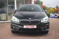 BMW 220 i Luxury Line Aut
