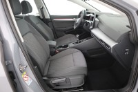 VW Golf VIII Variant 1.5 TSI