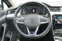 VW Passat Variant GTE
