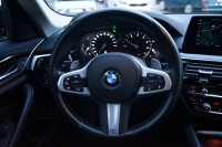 BMW 520 520iA Touring Sport Line