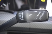 VW Golf VIII Variant 2.0 R-Line DSG