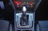 VW Passat Variant 2.0 TDI R-Line Matrix