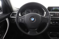 BMW 318 i Touring Advantage