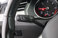 VW Passat Variant 2.0 TDI DSG R-Line