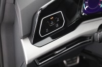 VW Golf VIII Variant 1.5 eTSI DSG