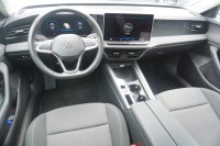 VW Passat Variant 1.5 eTSI Business