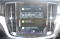Volvo V60 Kombi 2.0 M-Hybrid Plus Dark
