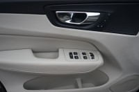 Volvo XC 60 XC60 T8 2.0 Hybrid Momentum AWD