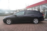 VW Golf VIII Variant 2.0 TDI Life DSG